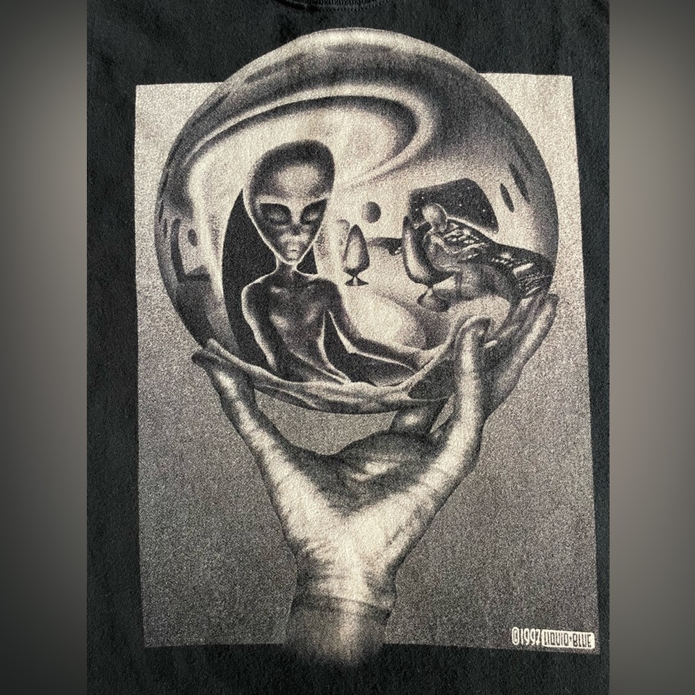 Liquid Blue Vintage 1997 Alien T-Shirt - Picture 4 of 10